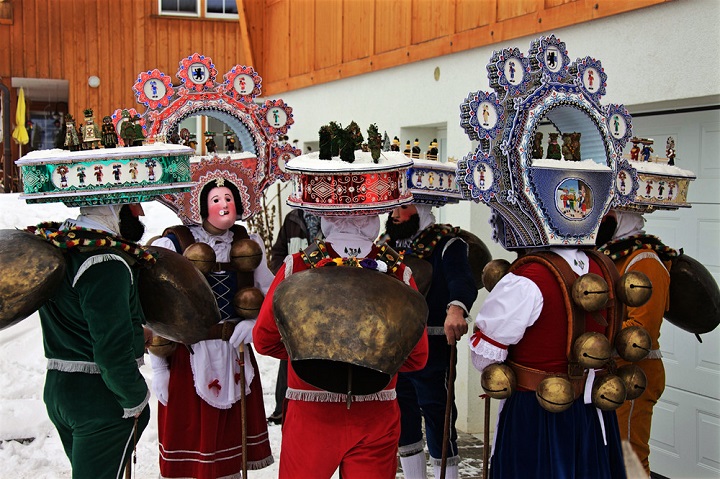Праздник Silvesterchlausen в кантоне Аппенцель Ауссерроден Праздник Silvesterchlausen в кантоне Аппенцель Ауссерроден, Кантон Аппенцель Ауссерроден, Восточная Швейцария, достопримечательности региона, @ zurichguide.org, myzurich.org