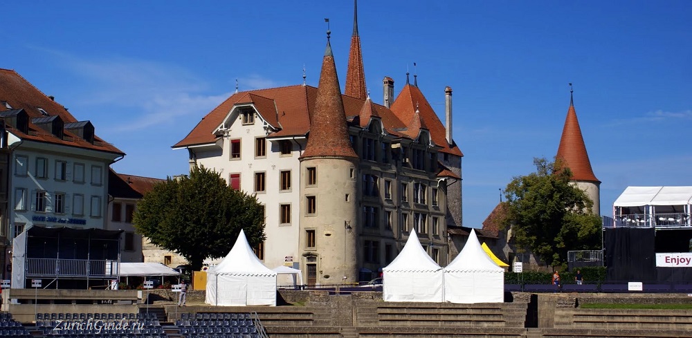 Avenches-castsle