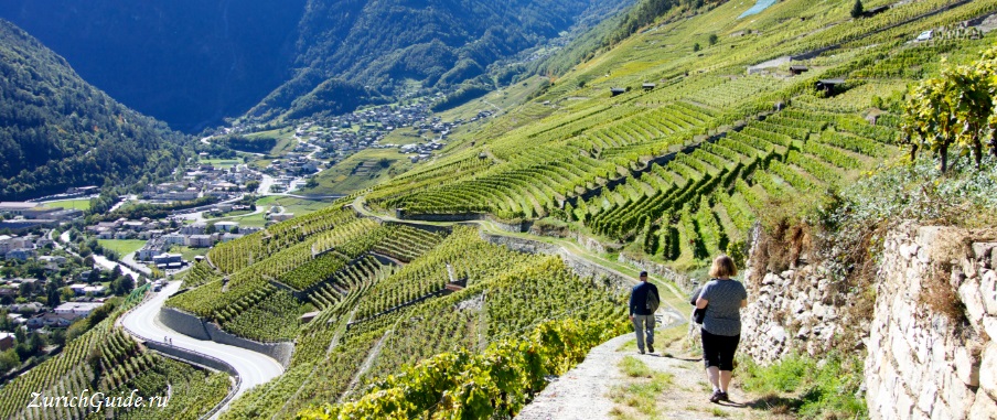 Martigny-1 Мартиньи (Martigny), Швейцария - путеводитель по городу, что посмотреть в Мартиньи, достопримечательности. Как добраться в Мартиньи - расписание, стоимость.